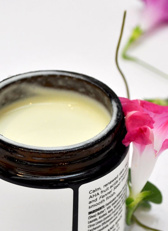 Esfoliazione viso: esfoliante chimico VS fisico Esfoliazione viso: esfoliante chimico VS fisico